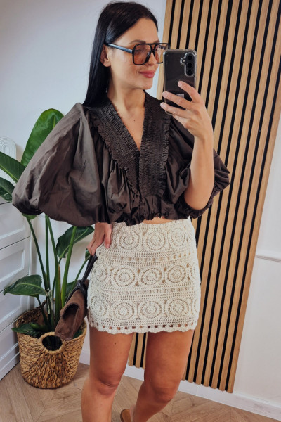 Spódnica z szydełkowanego materiału mini 1