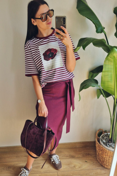 T-shirt w paski bordo maki 1