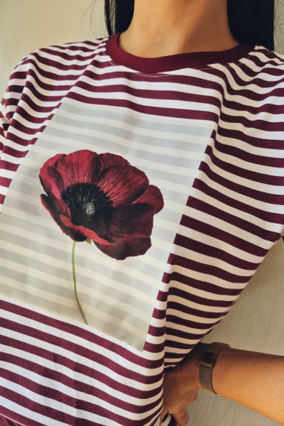 T-shirt w paski bordo maki 4
