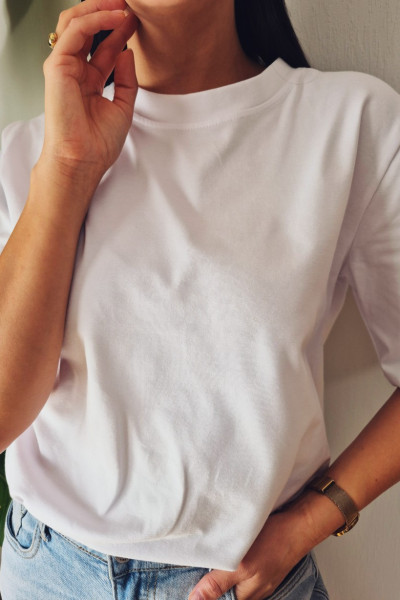 T-shirt basic biel 4