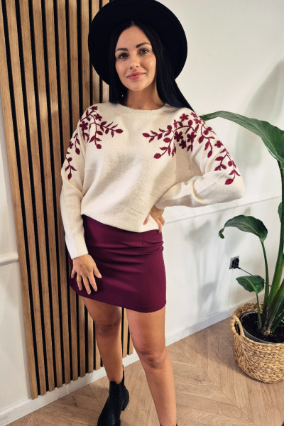 Sweter ecru z kwiatuszkami haft 2